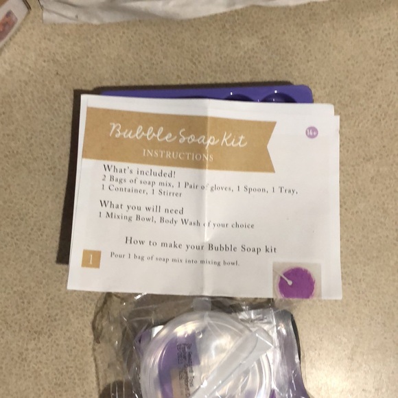 Creative Kids Bubble Soap Kit Vanilla and Lavender Soap Making Kit - Picture 3 of 4